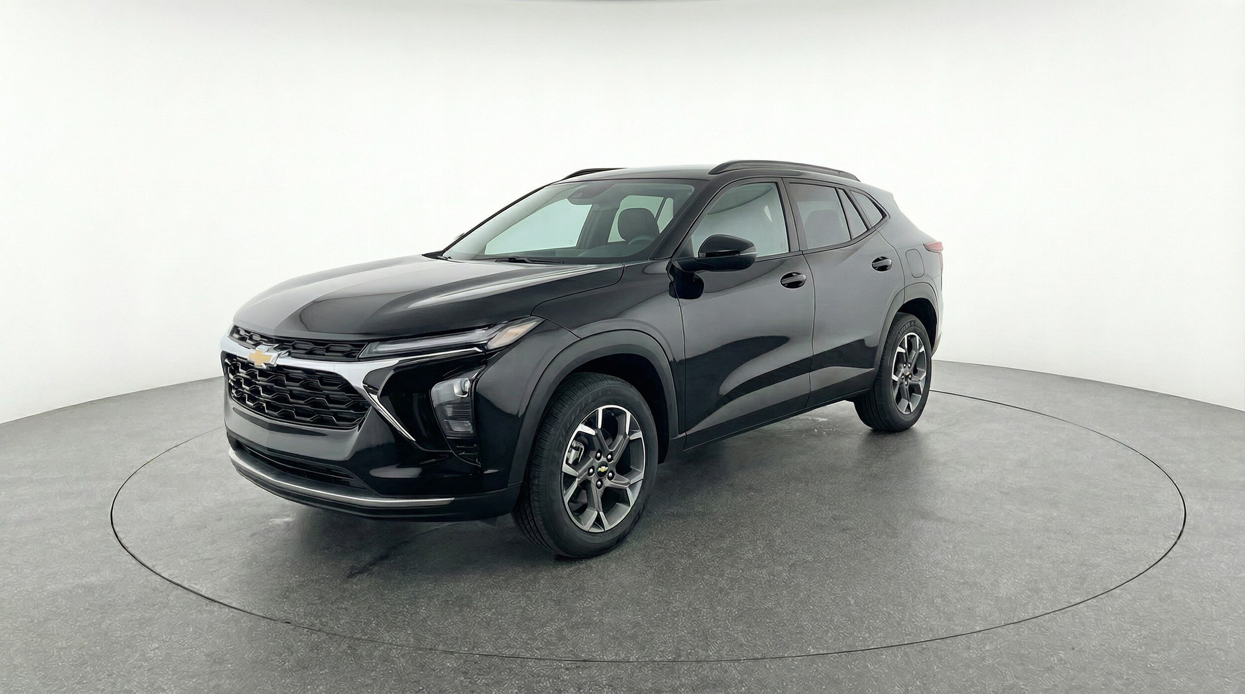 Thumbnail: 2025 Chevrolet Trax - 3