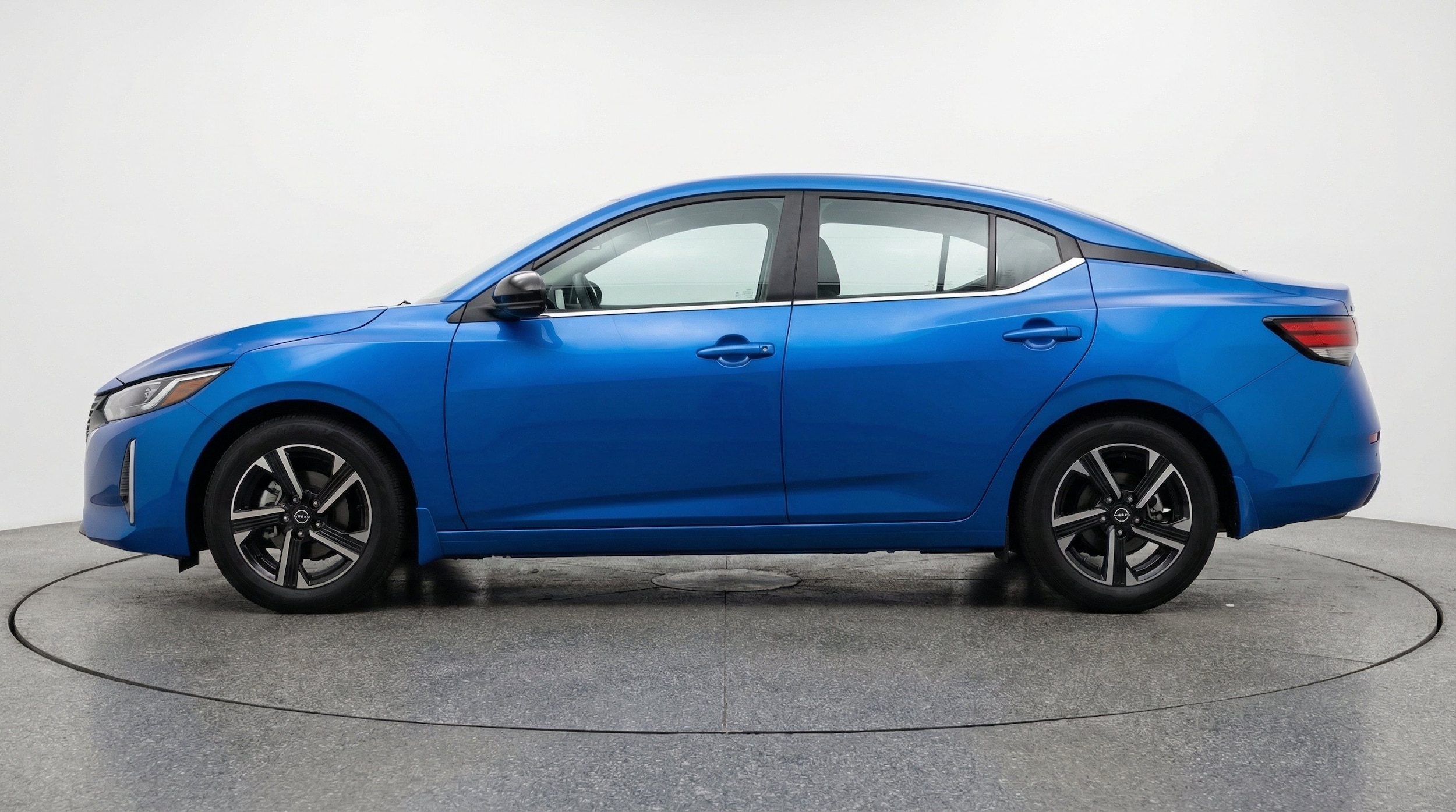 Thumbnail: 2025 Nissan Sentra - 5
