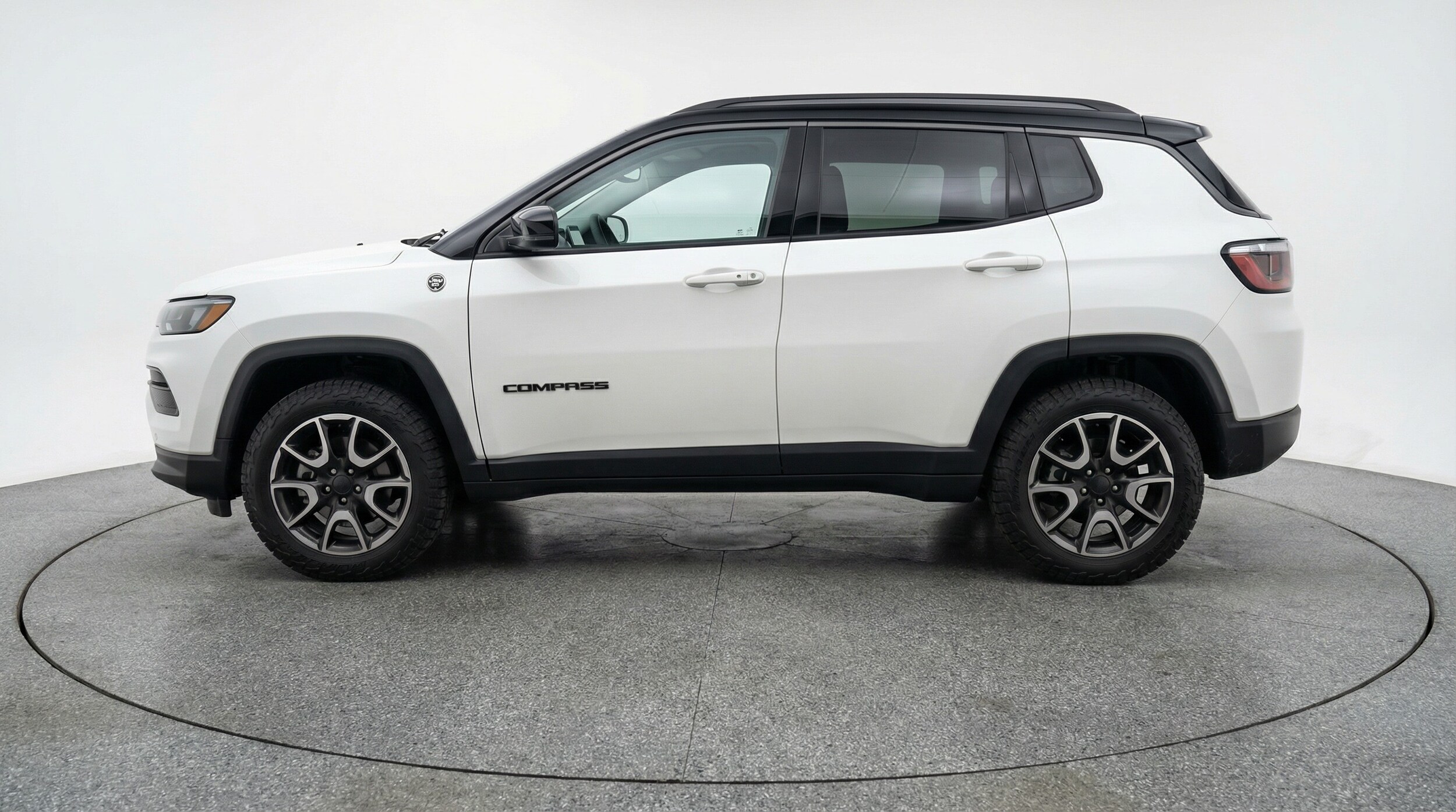 Thumbnail: 2025 Jeep Compass - 4