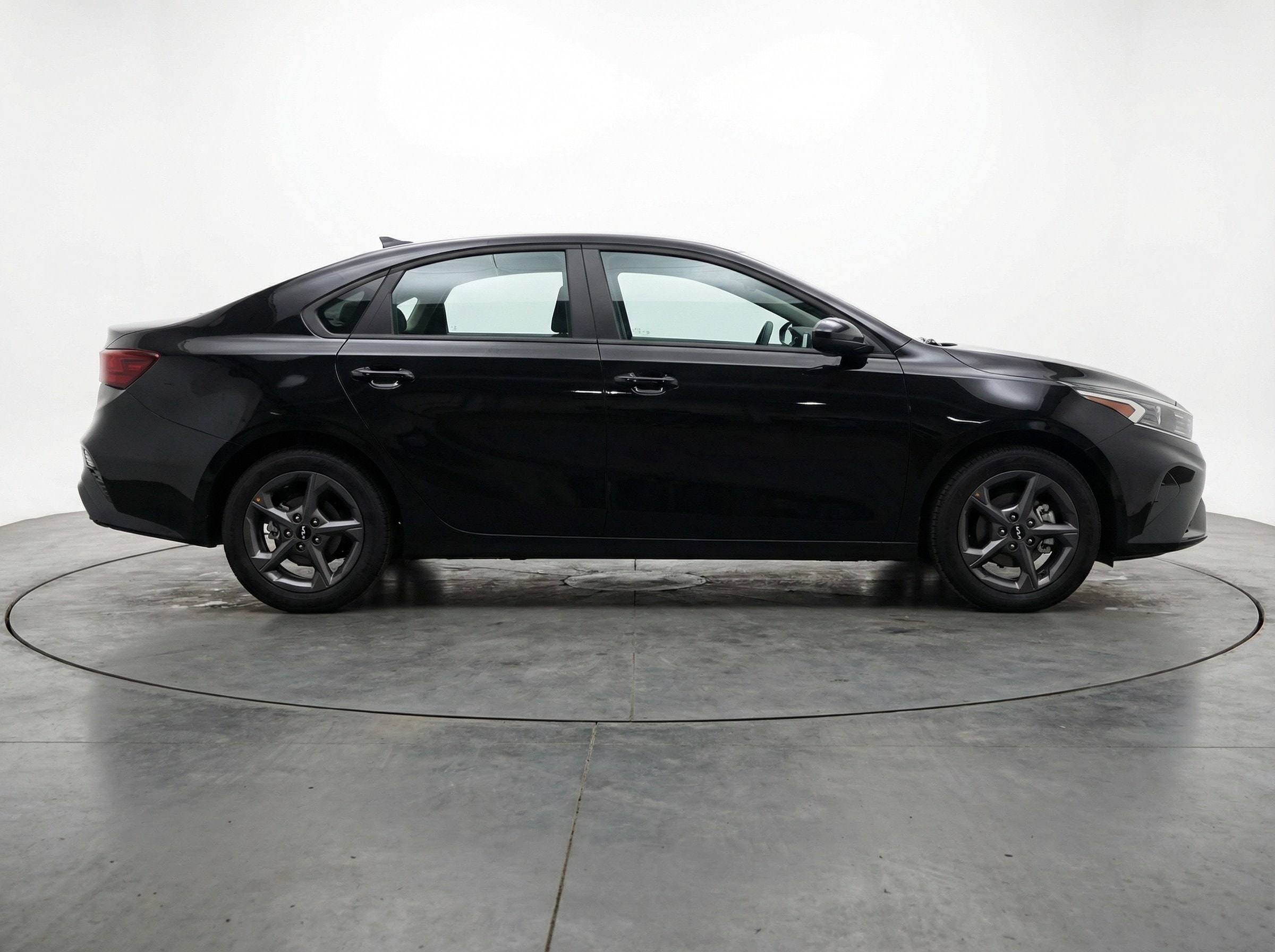 Thumbnail: 2025 Kia K4 - 8