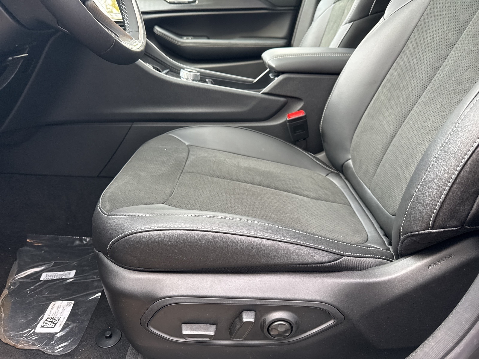 2025 Baltic Gray Jeep Grand Cherokee L ALTITUDE X 4X4 4X4 SUV