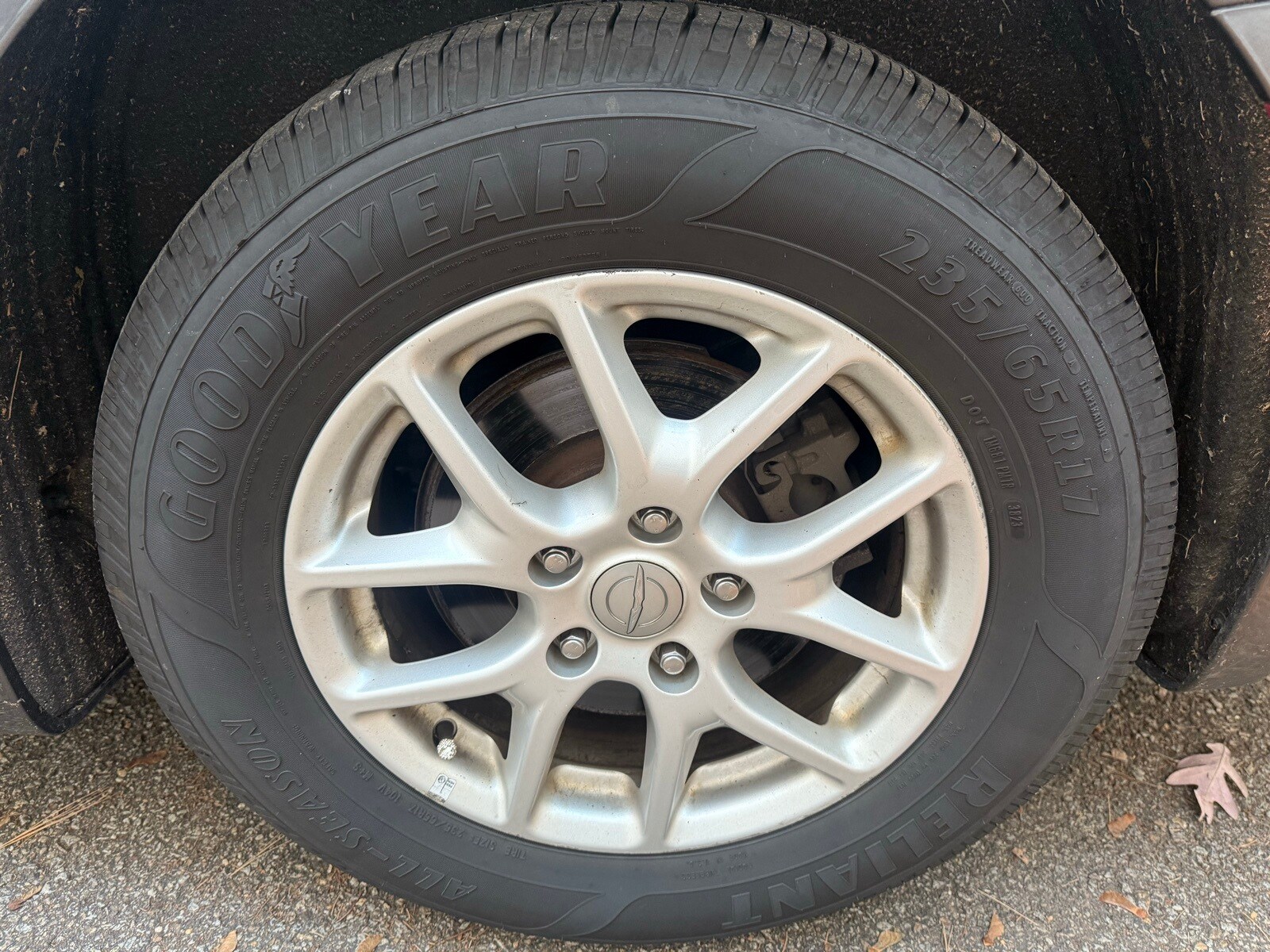 2020 Chrysler Voyager LXi photo 4