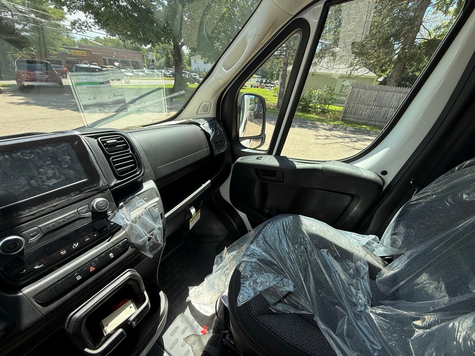 2025 Bright White Ram ProMaster Cargo Van PROMASTER 2500 TRADESMAN CARGO VAN HIGH ROOF 159' FWD Van