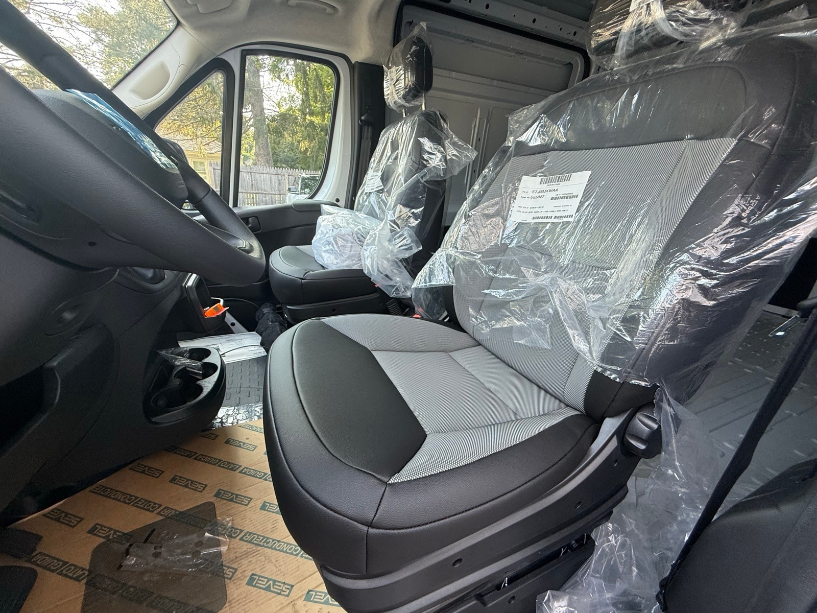 2025 Bright White Ram ProMaster Cargo Van PROMASTER 2500 TRADESMAN CARGO VAN HIGH ROOF 159' FWD Van