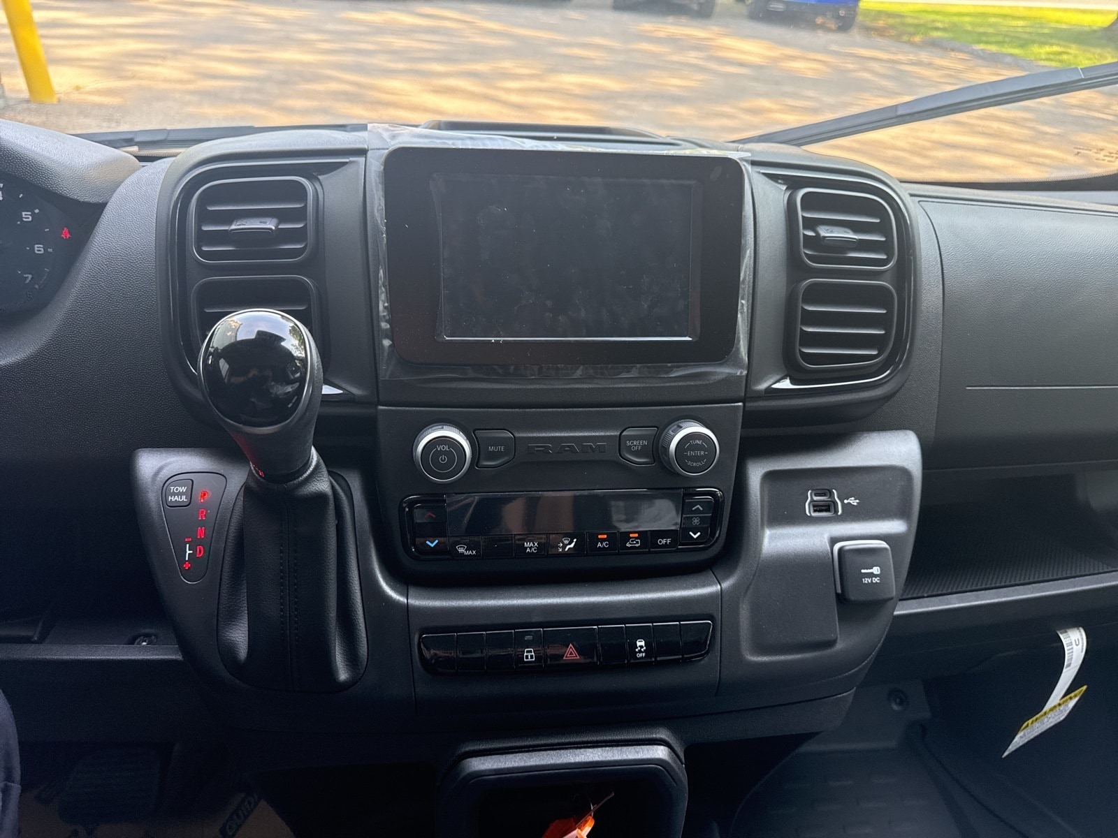 2025 Bright White Ram ProMaster Cargo Van PROMASTER 1500 TRADESMAN CARGO VAN HIGH ROOF 136' FWD Van