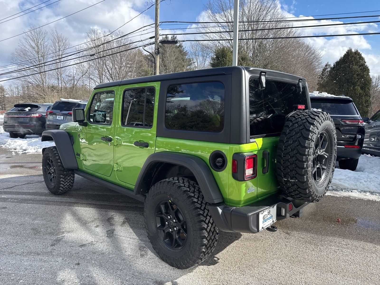 2025 Mojito Jeep Wrangler 4-DOOR WILLYS 4X4 SUV