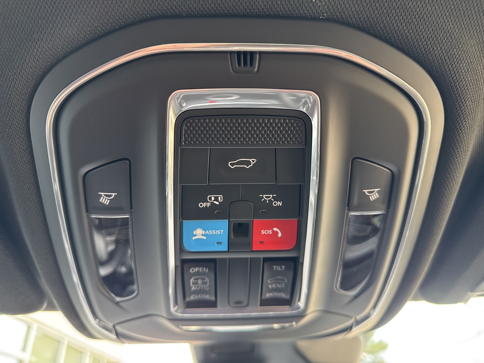 2025 Baltic Gray Jeep Grand Cherokee L ALTITUDE X 4X4 4X4 SUV