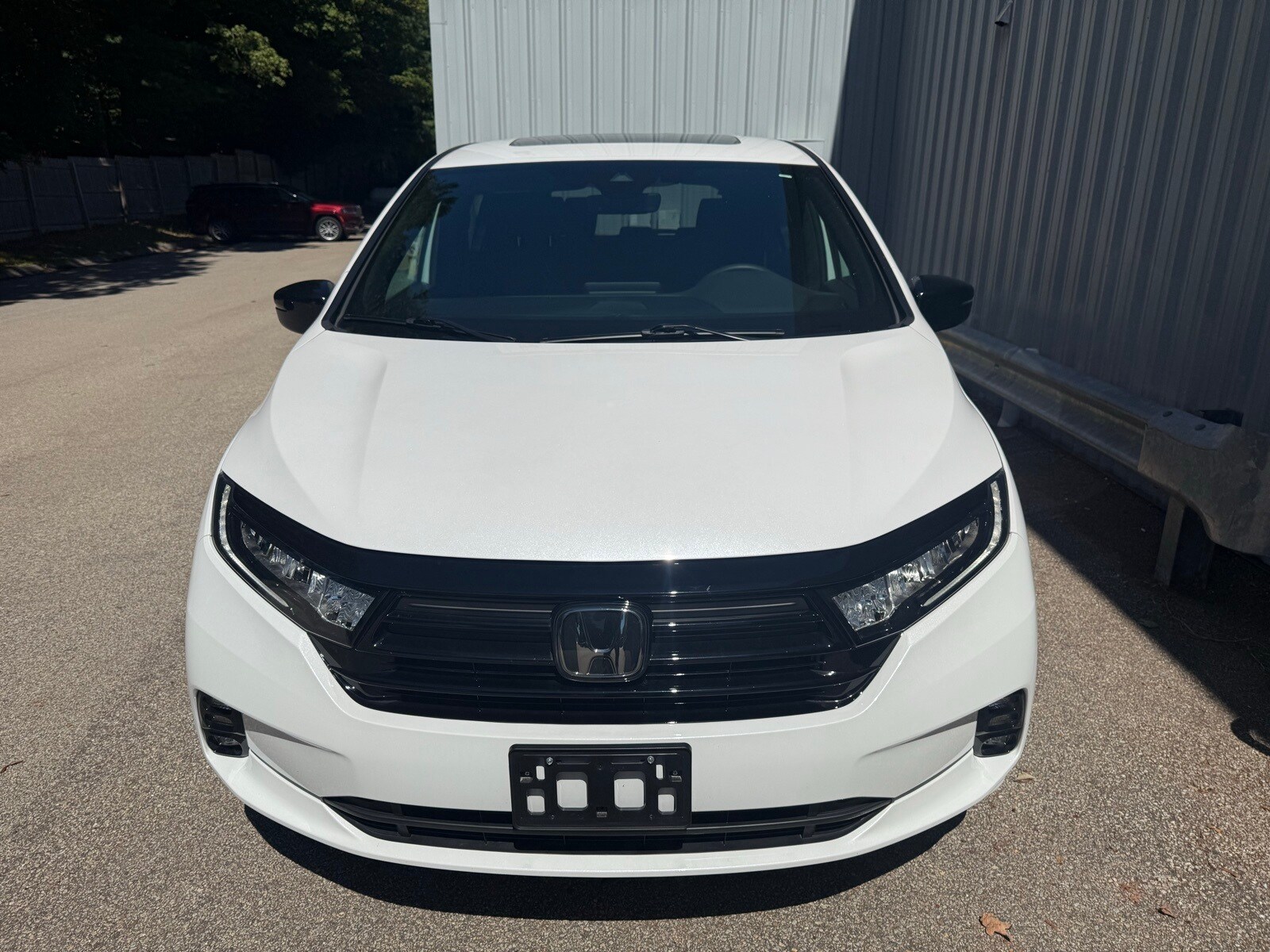 2024 Honda Odyssey Sport photo 2