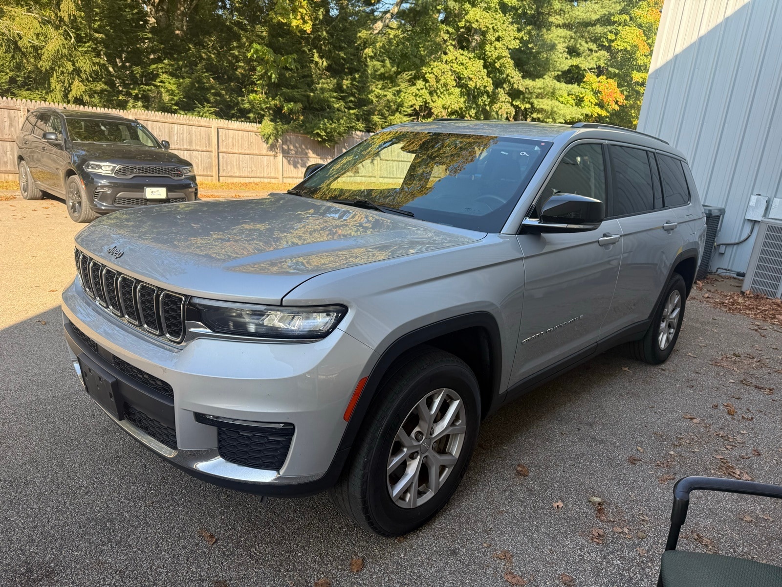 2021 Jeep Grand Cherokee Limited photo 2