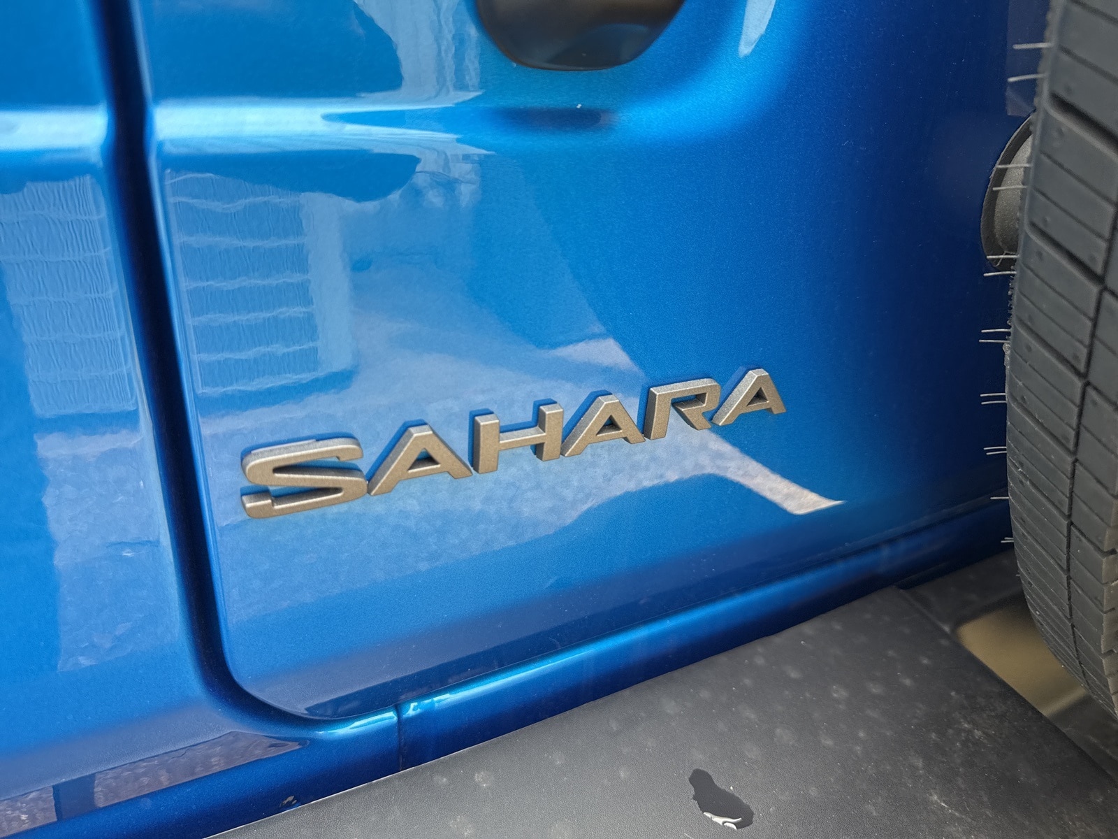 2025 Hydro Blue Pearlcoat Jeep Wrangler 4-DOOR SAHARA 4X4 SUV