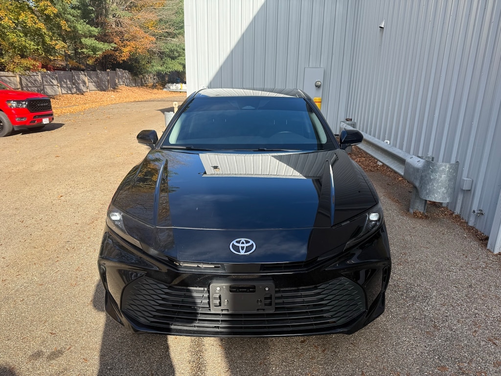 Used 2025 Toyota Camry XSE Sedan