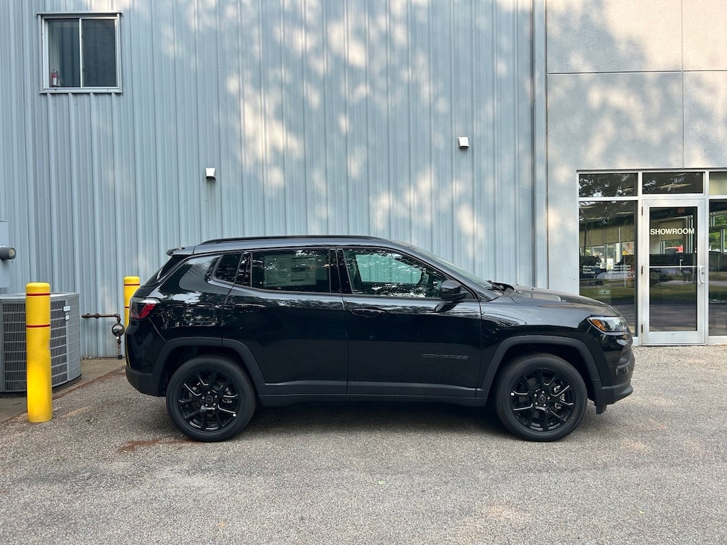 New 2026 Jeep Compass LATITUDE ALTITUDE 4X4 Sport Utility
