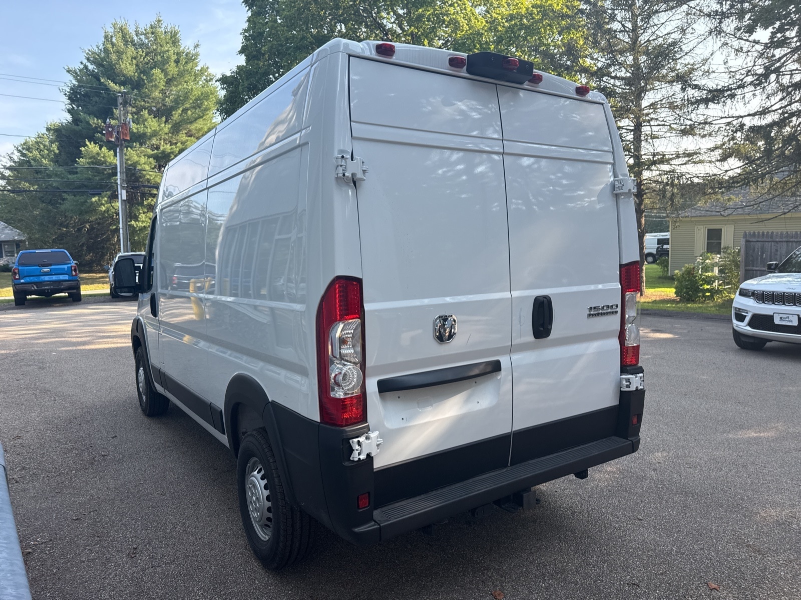 2025 Bright White Ram ProMaster Cargo Van PROMASTER 1500 TRADESMAN CARGO VAN HIGH ROOF 136' FWD Van