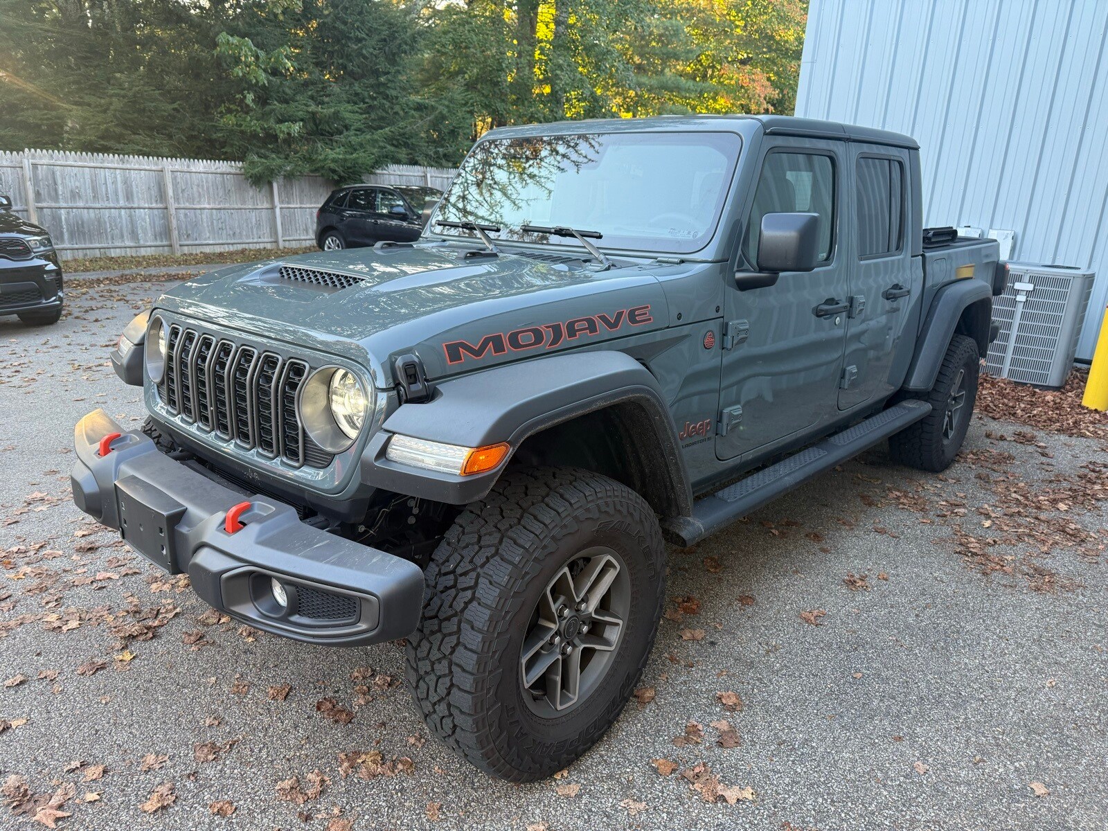 2025 Jeep Gladiator Mojave photo 3