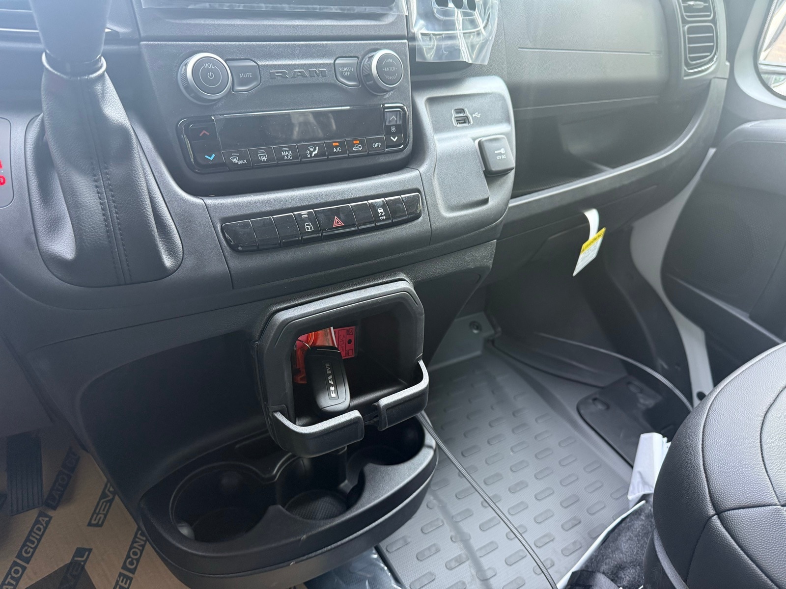 2025 Bright White Ram ProMaster Cargo Van PROMASTER 1500 TRADESMAN CARGO VAN HIGH ROOF 136' FWD Van