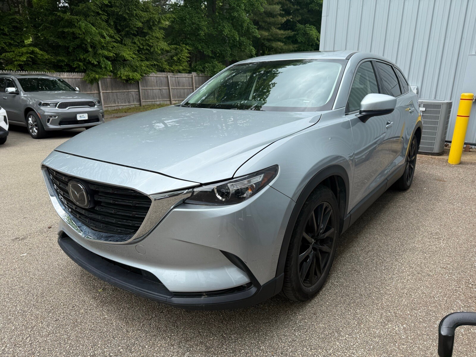 2023 Mazda CX-9 Touring photo 3