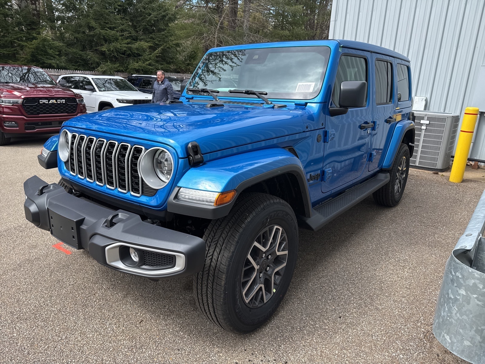 2025 Hydro Blue Pearlcoat Jeep Wrangler 4-DOOR SAHARA 4X4 SUV