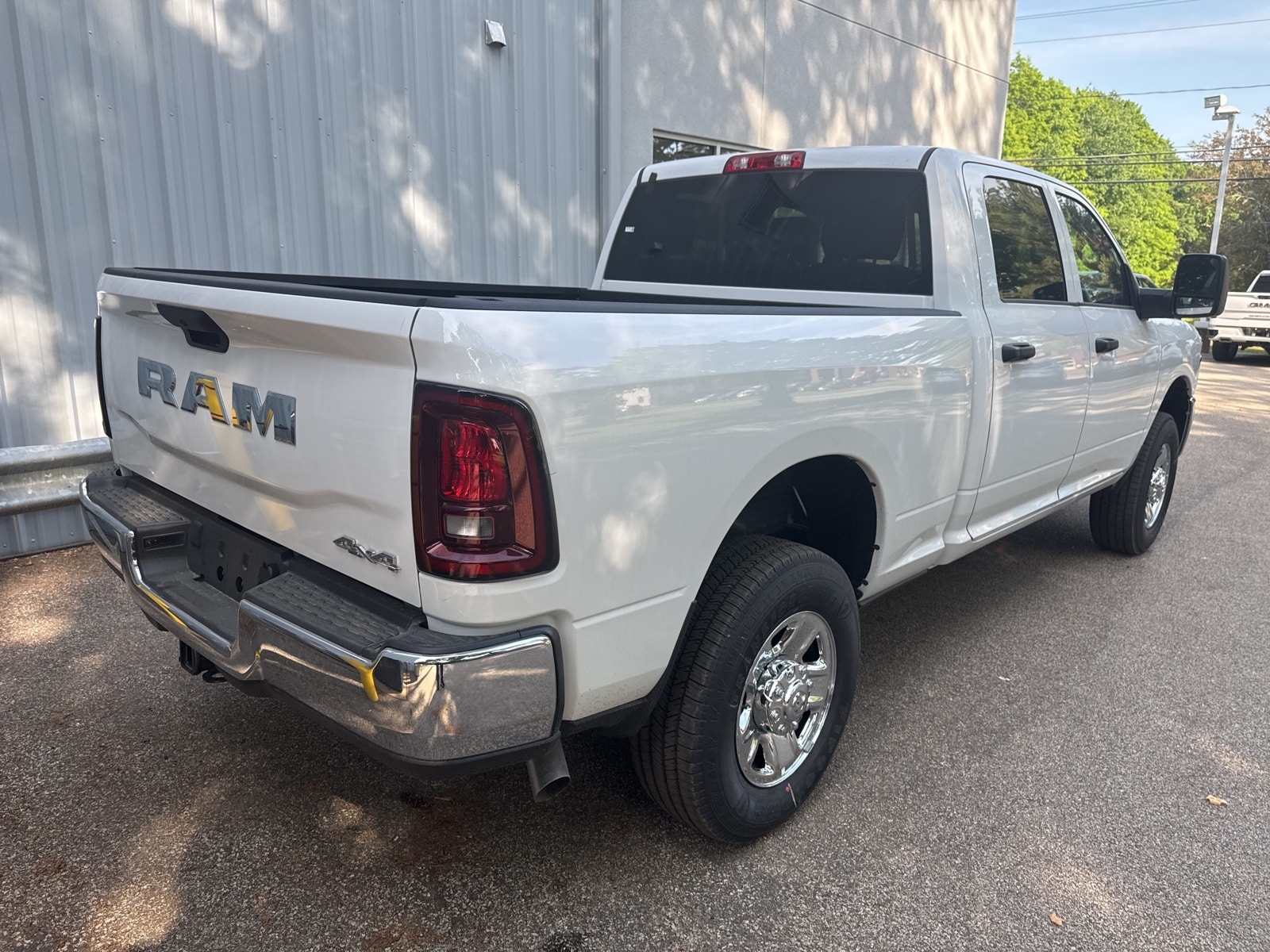 2025 Bright White Ram 2500 TRADESMAN CREW CAB 4X4 6'4 BOX 4X4 Truck