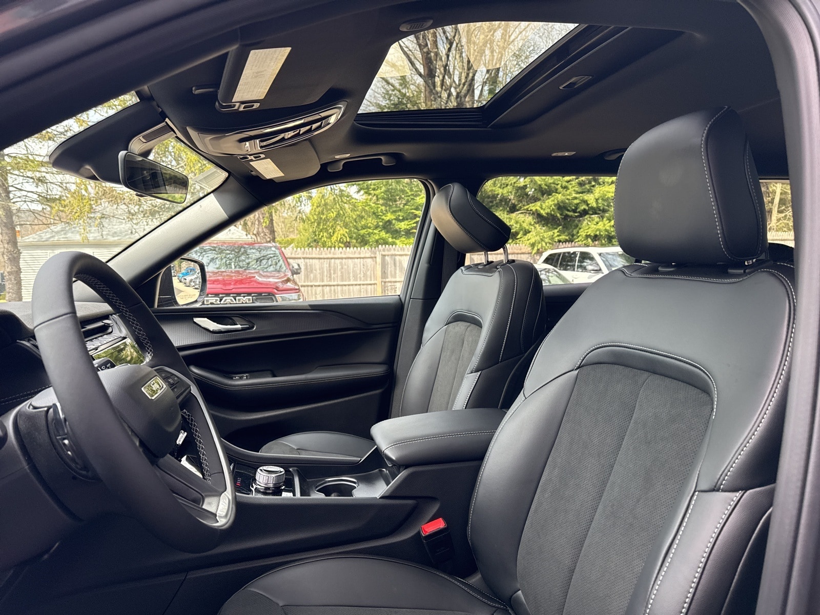 2025 Baltic Gray Jeep Grand Cherokee L ALTITUDE X 4X4 4X4 SUV