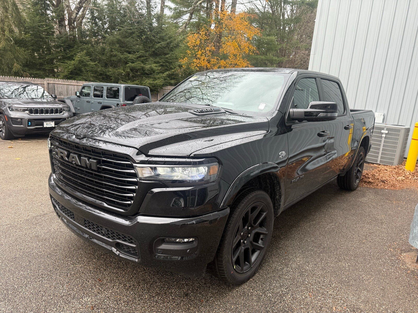 2026 Ram 1500 Laramie photo 2