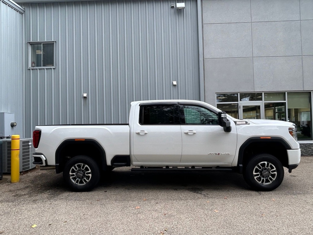 Used 2022 GMC Sierra 2500HD AT4 Truck