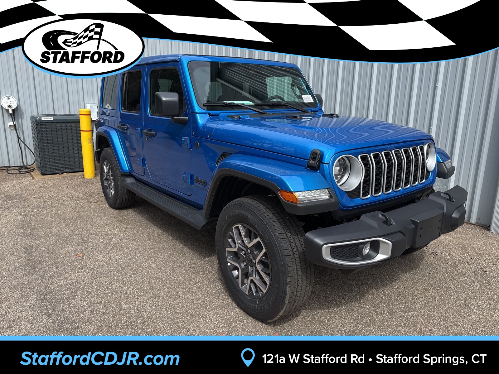 2025 Hydro Blue Pearlcoat Jeep Wrangler 4-DOOR SAHARA SUV