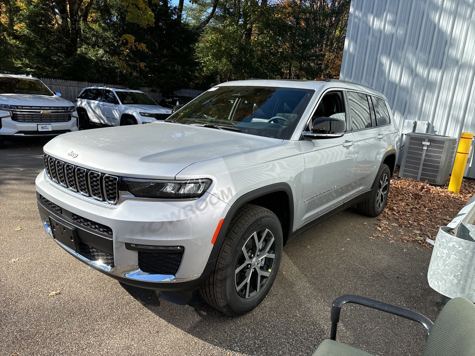 2025 Silver Zynith Jeep Grand Cherokee L LIMITED 4X4 4X4 SUV