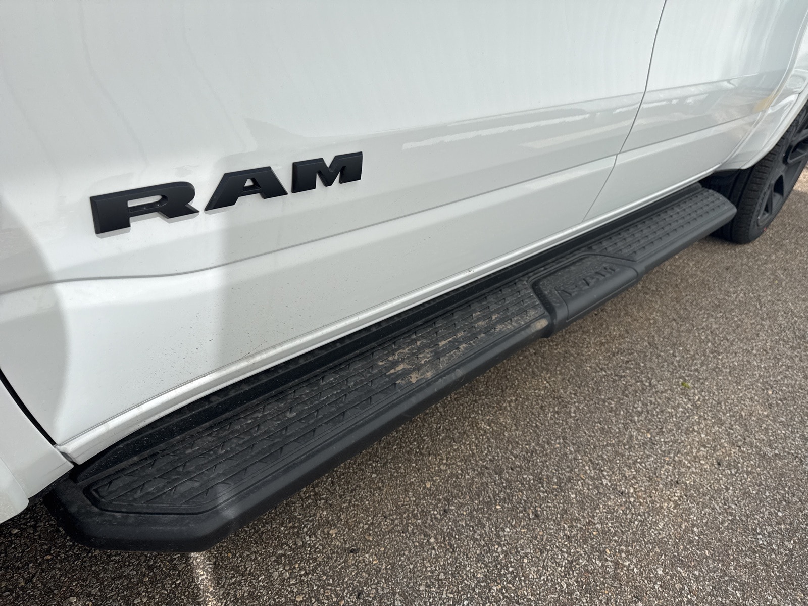 2025 Bright White Ram 1500 LARAMIE CREW CAB 4X4 5'7 BOX 4X4 Truck