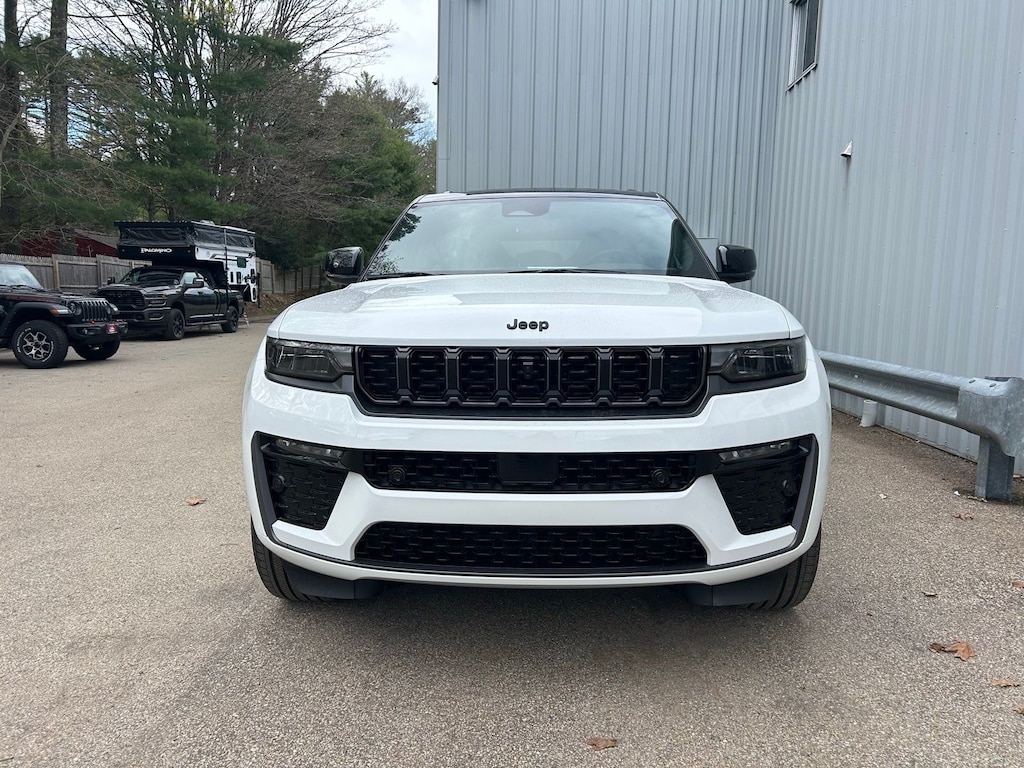 New 2026 Jeep Grand Cherokee SUMMIT 4X4 Sport Utility