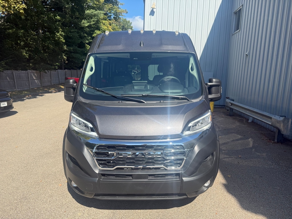 New 2025 Ram ProMaster PROMASTER 3500 SLT CARGO VAN HIGH ROOF 159' WB Cargo Van