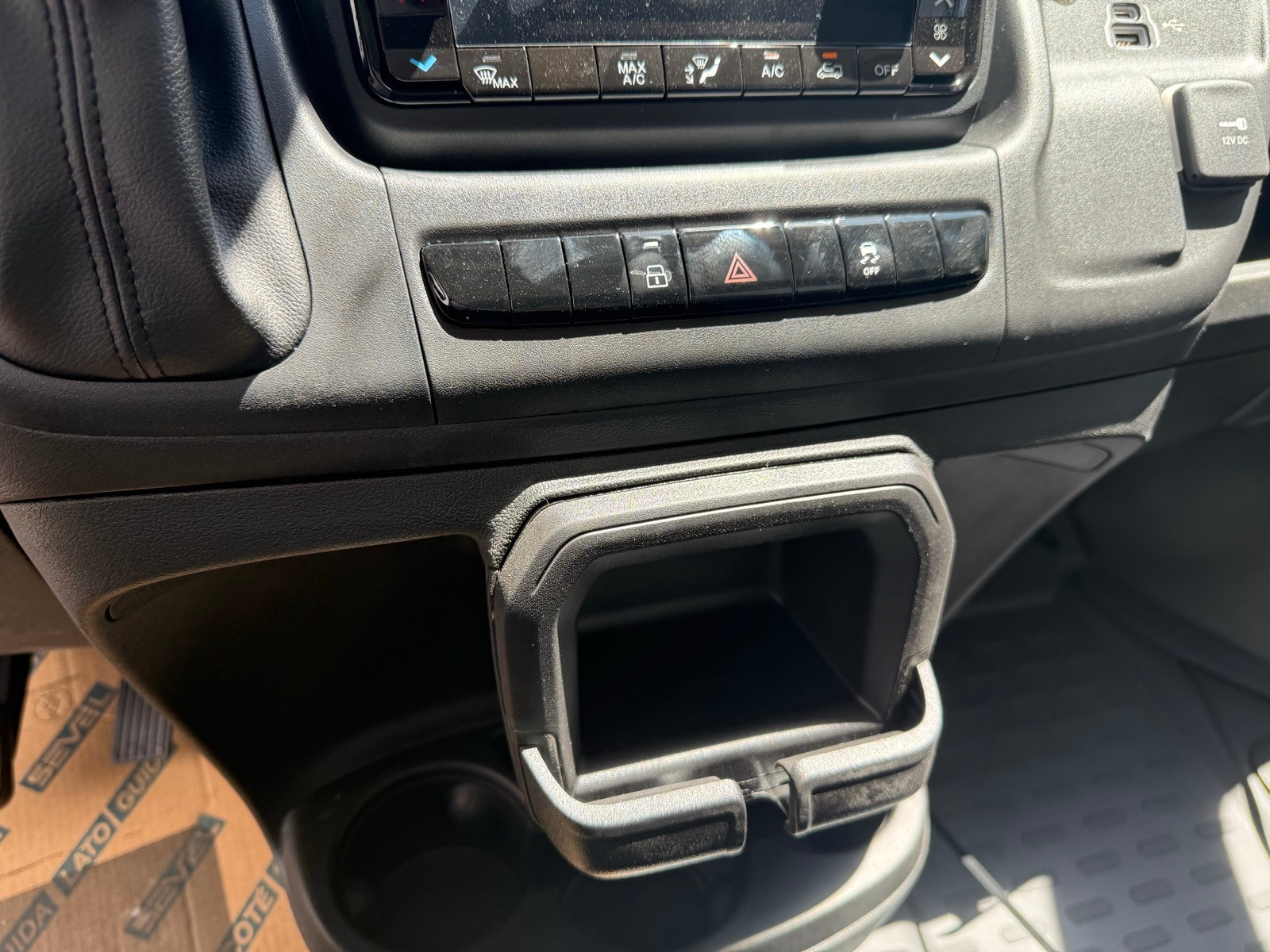2025 Bright White Ram ProMaster Cargo Van PROMASTER 1500 TRADESMAN CARGO VAN HIGH ROOF 136' FWD Van