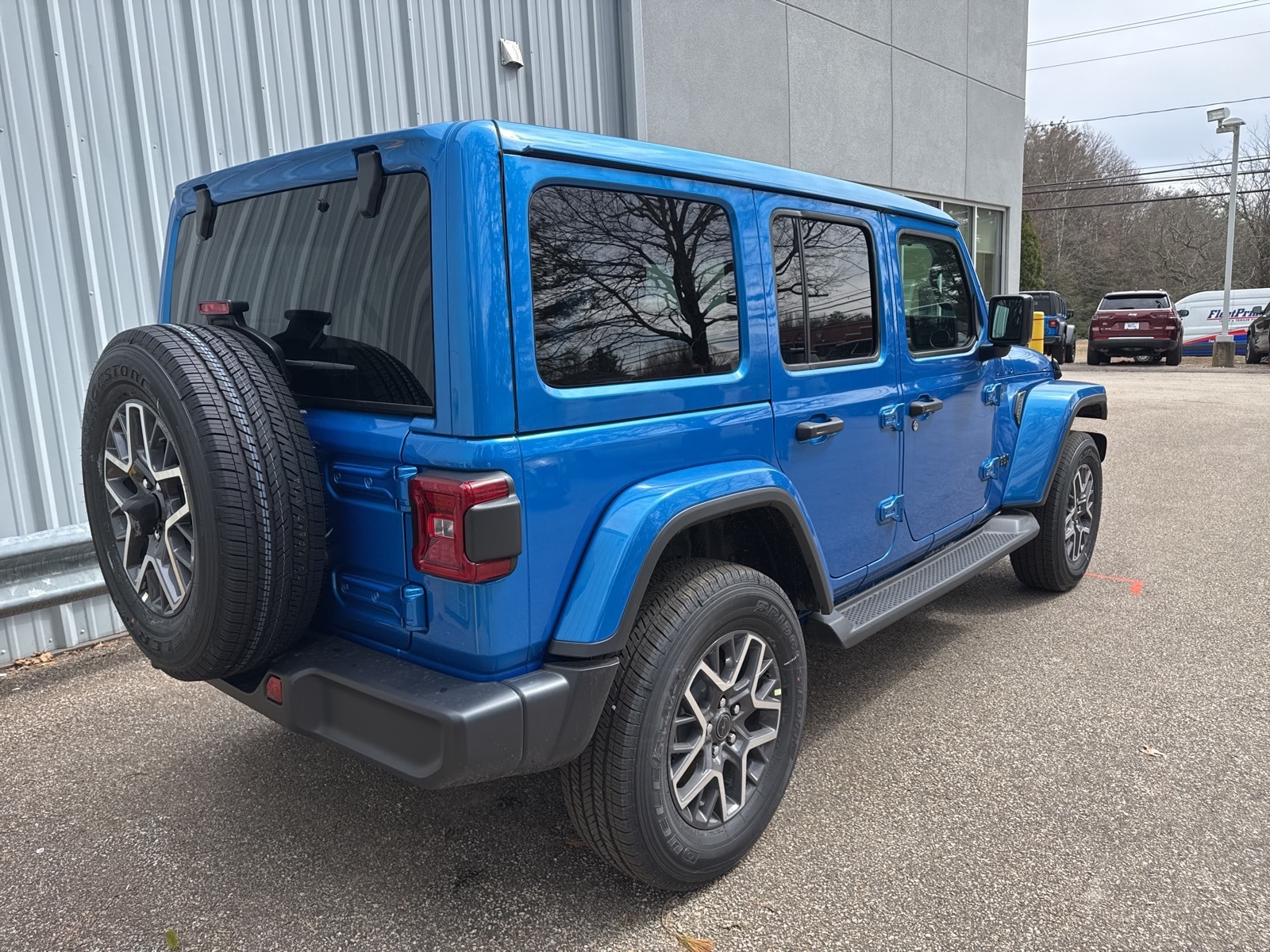 2025 Hydro Blue Pearlcoat Jeep Wrangler 4-DOOR SAHARA 4X4 SUV