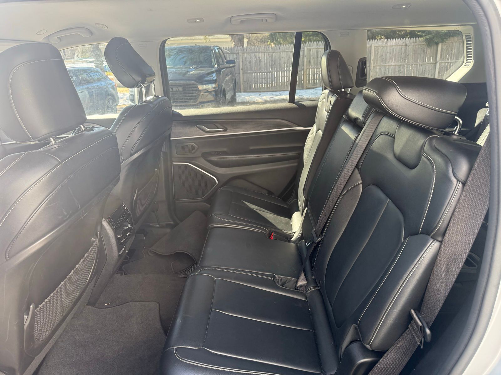 2021 Jeep Grand Cherokee L Limited - Photo 11