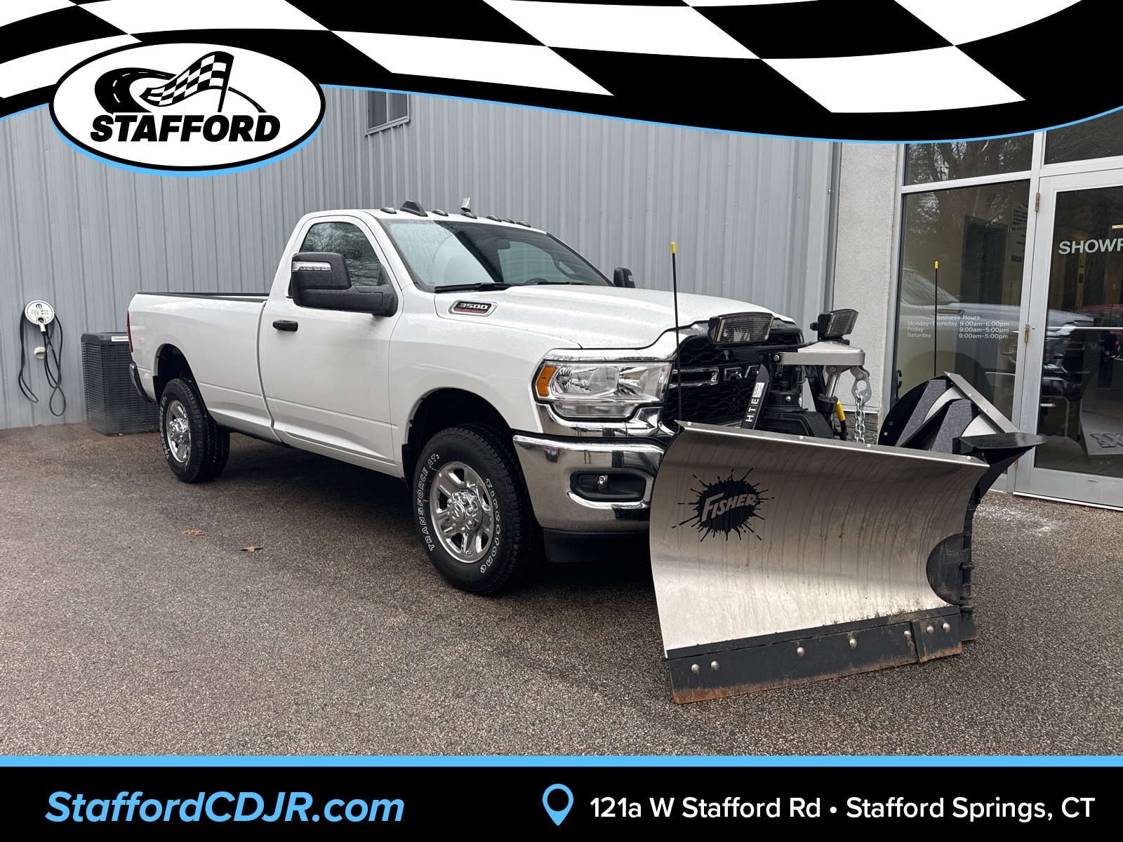2024 Bright White Ram 3500 TRADESMAN REGULAR CAB 4X4 8' BOX Truck