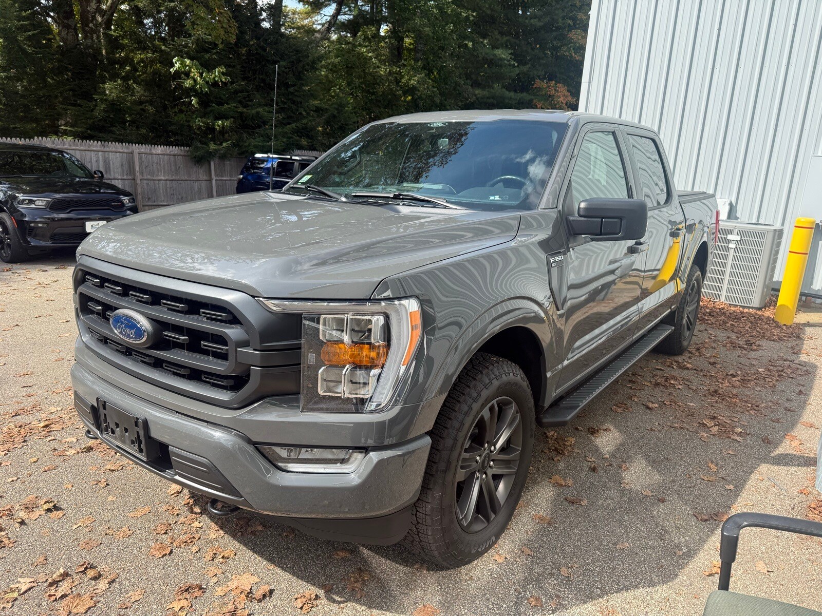 2021 Ford F-150 XLT photo 3