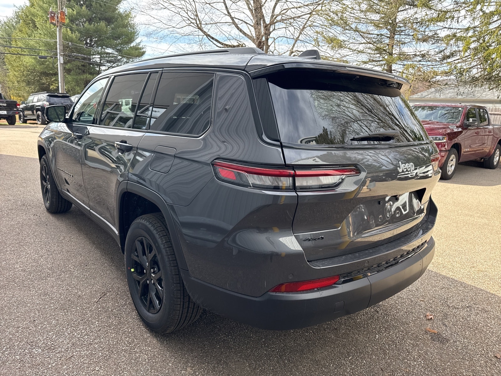 2025 Baltic Gray Jeep Grand Cherokee L ALTITUDE X 4X4 4X4 SUV