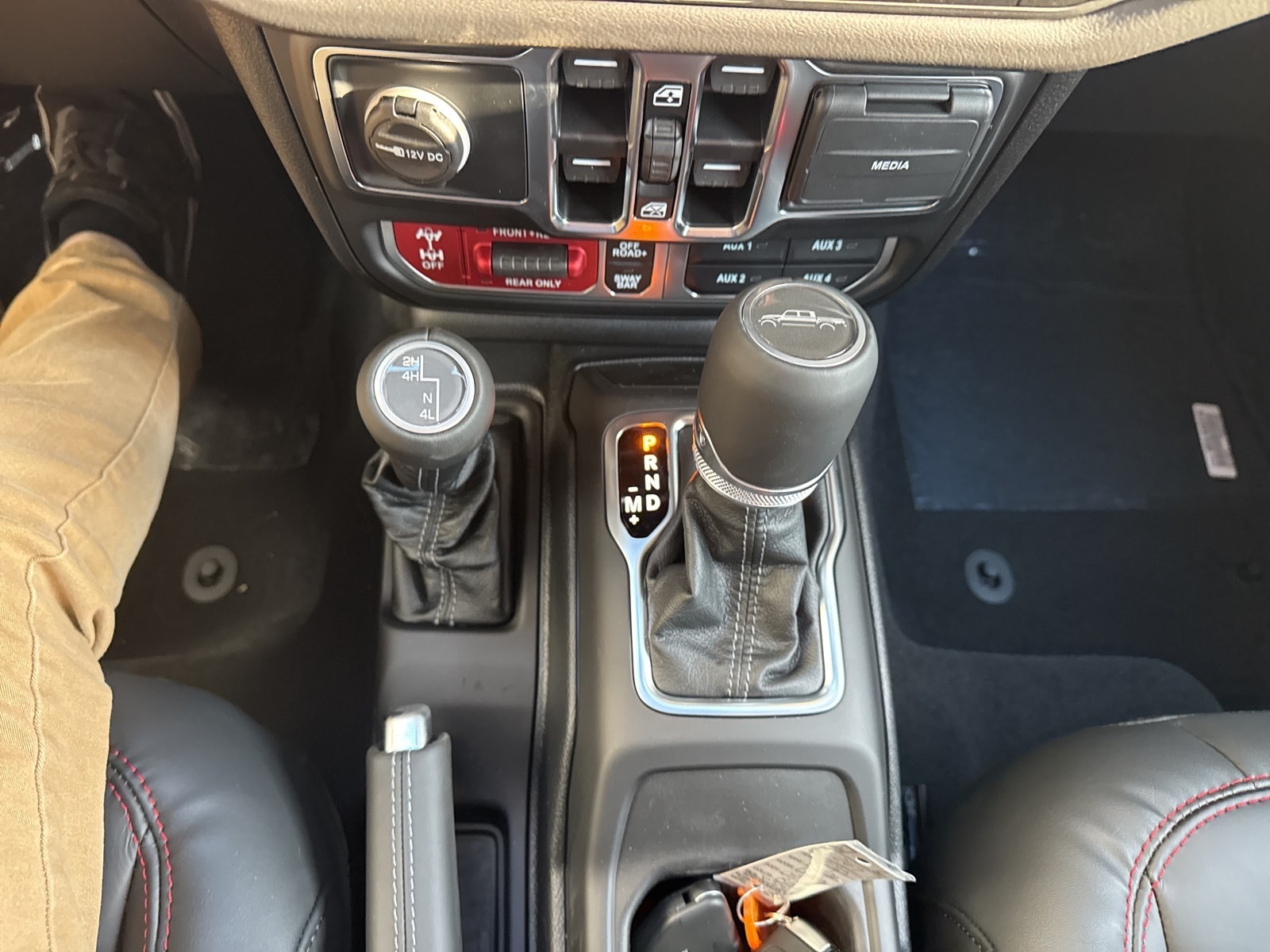 2025 Granite Crystal Jeep Gladiator RUBICON 4X4 4X4 Truck