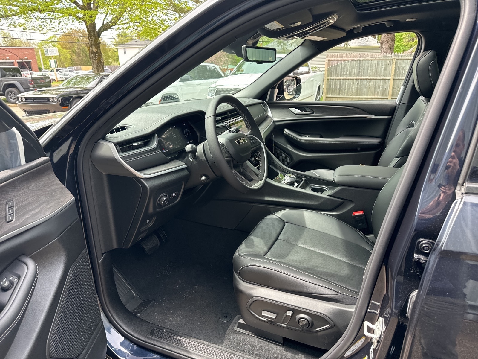 2024 Midnight Sky Jeep Grand Cherokee L LIMITED 4X4 4X4 SUV