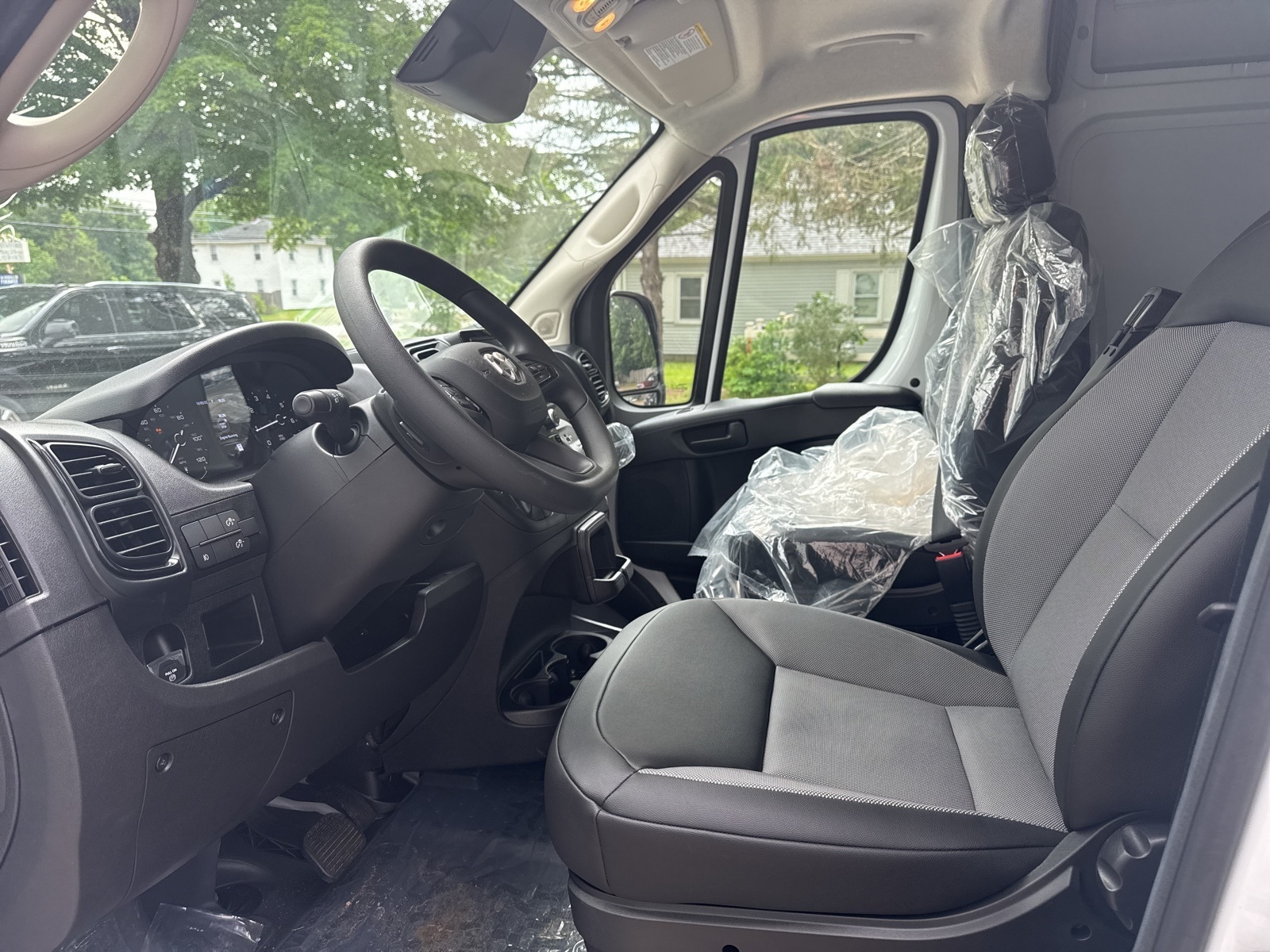 2025 Bright White Ram ProMaster PROMASTER 3500 TRADESMAN CARGO VAN HIGH ROOF 159' FWD Van