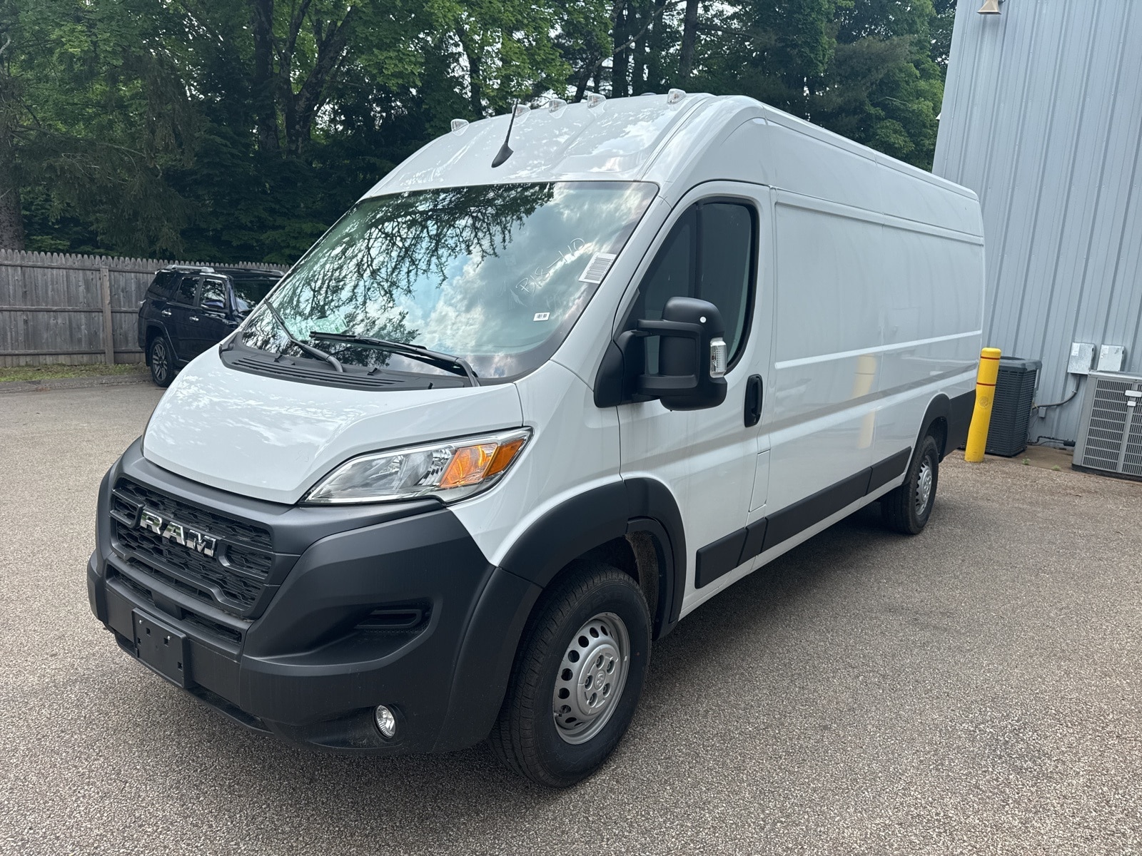 2025 Bright White Ram ProMaster PROMASTER 3500 TRADESMAN CARGO VAN HIGH ROOF 159' FWD Van