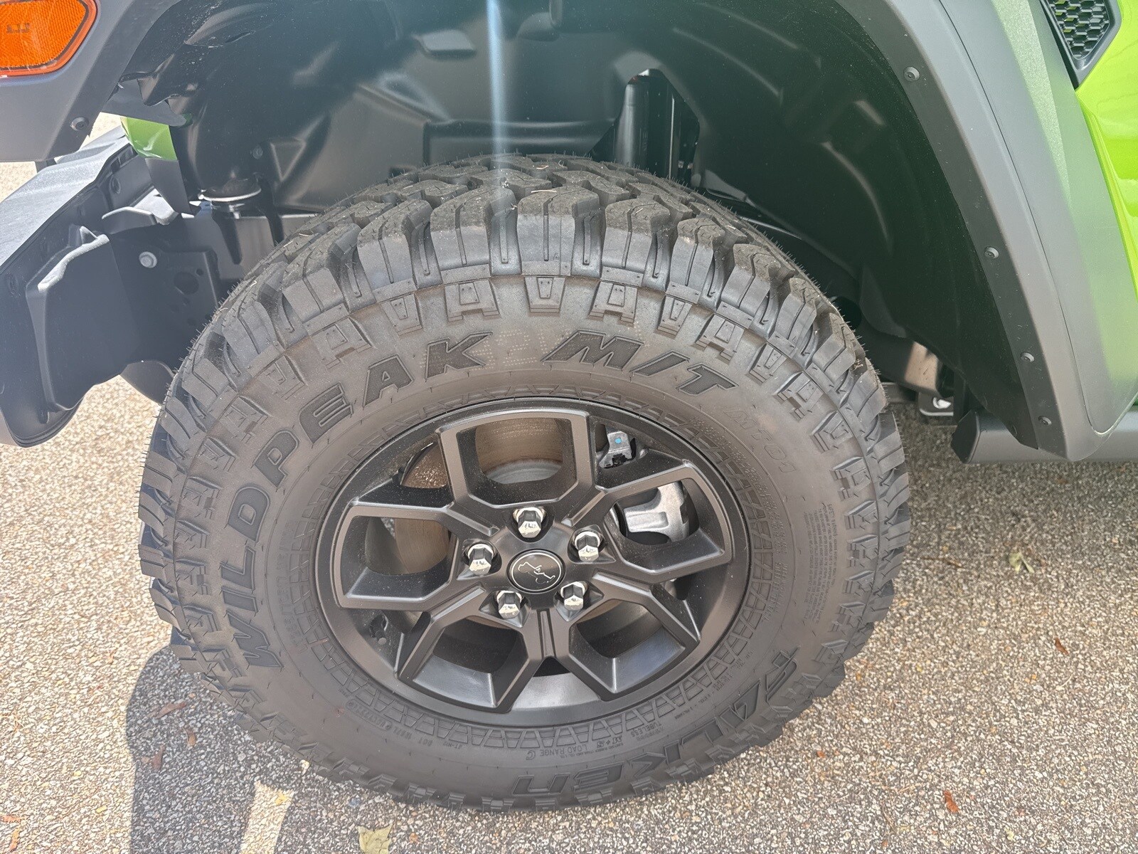 2025 Jeep Wrangler Willys photo 2