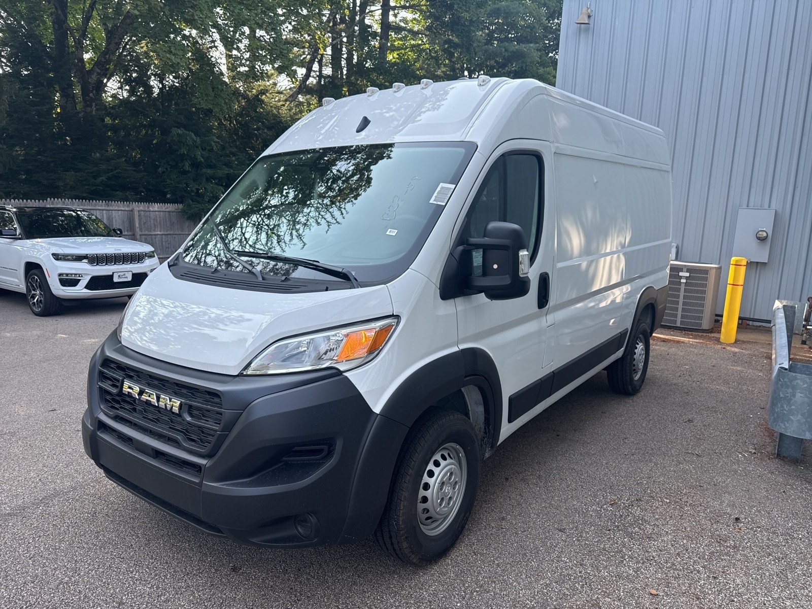2025 Bright White Ram ProMaster Cargo Van PROMASTER 1500 TRADESMAN CARGO VAN HIGH ROOF 136' FWD Van