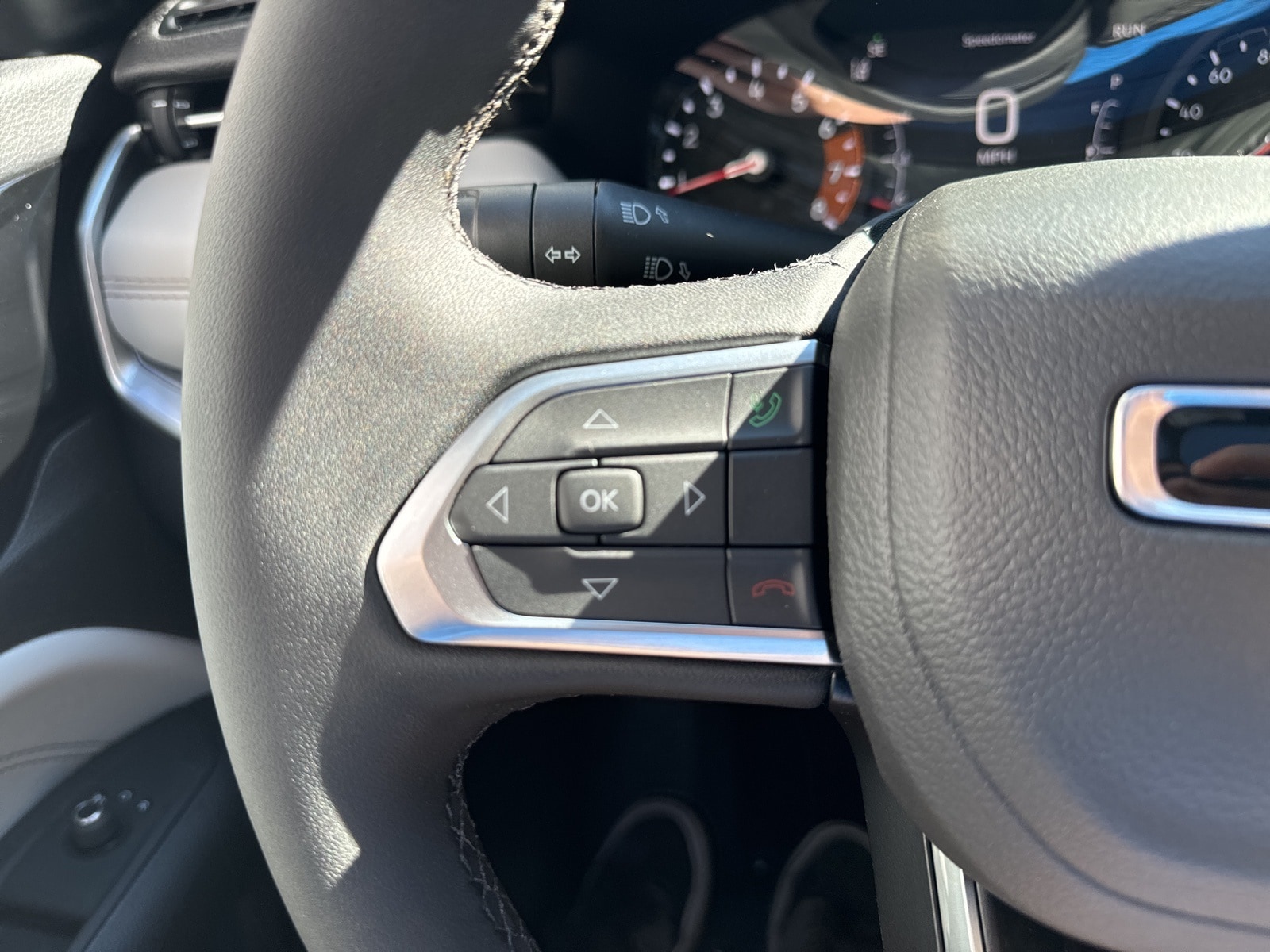 2025 Bright White Jeep Compass LIMITED 4X4 4X4 SUV