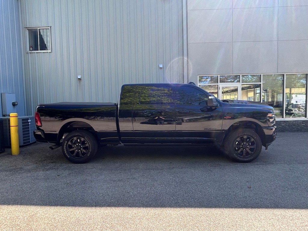 New 2026 Ram 2500 LARAMIE MEGA CAB 4X4 6'4 BOX Pickup