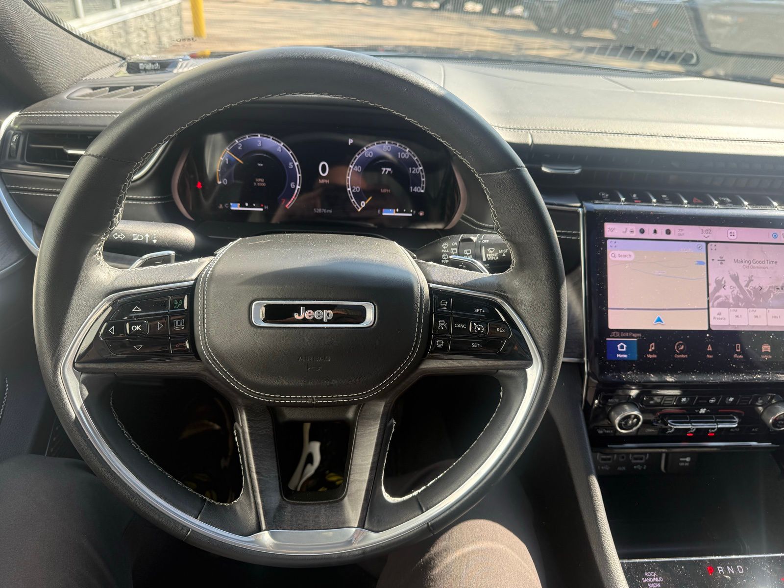 2022 Jeep Grand Cherokee Overland - Photo 12