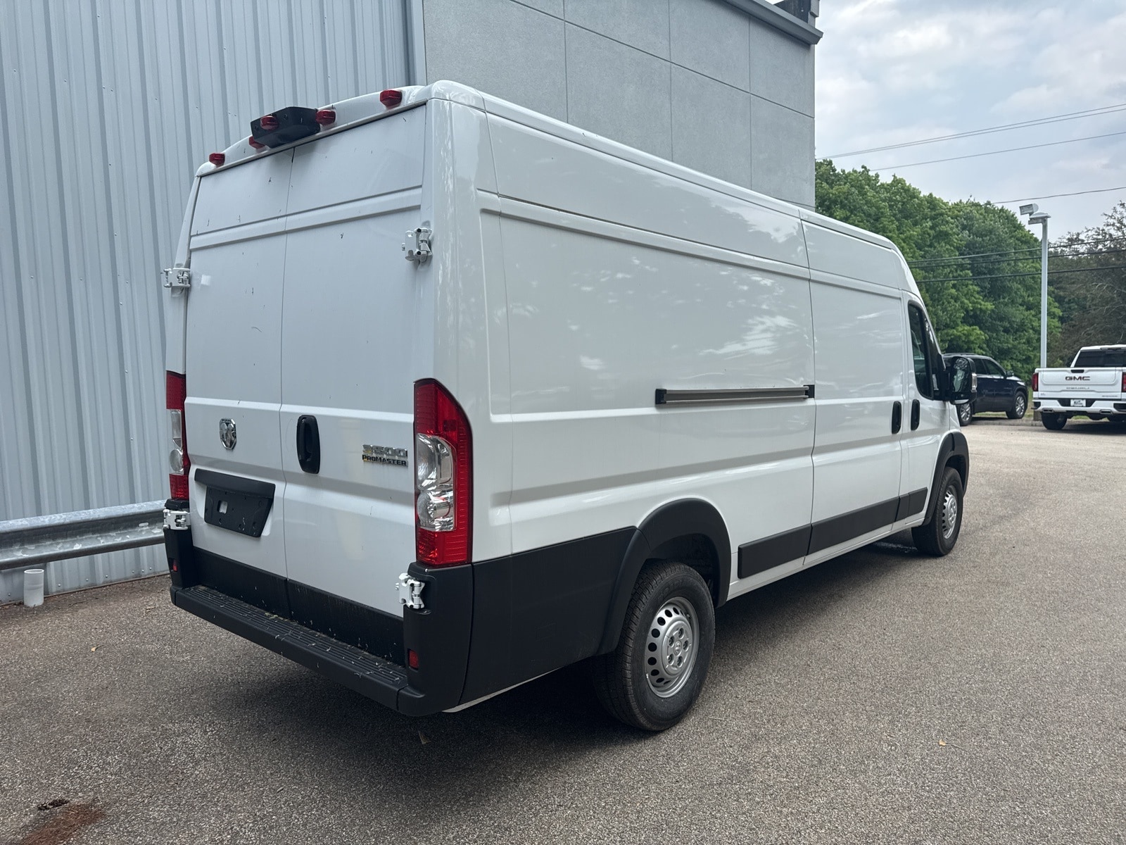 2025 Bright White Ram ProMaster PROMASTER 3500 TRADESMAN CARGO VAN HIGH ROOF 159' FWD Van