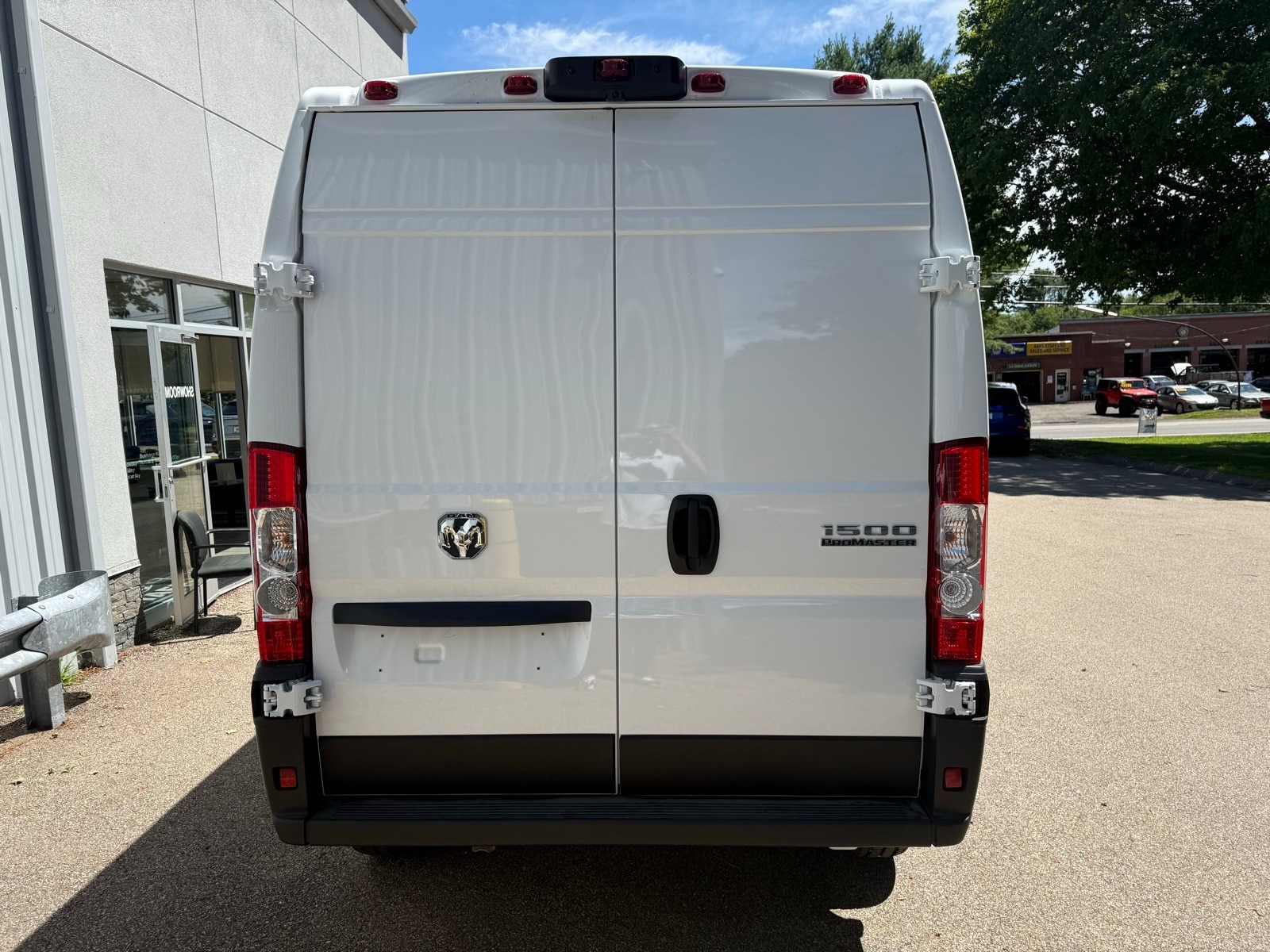 2025 Bright White Ram ProMaster Cargo Van PROMASTER 1500 TRADESMAN CARGO VAN HIGH ROOF 136' FWD Van