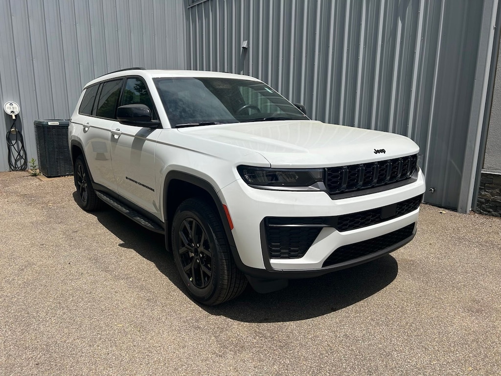 New 2026 Jeep Grand Cherokee L LAREDO ALTITUDE 4X4 Sport Utility