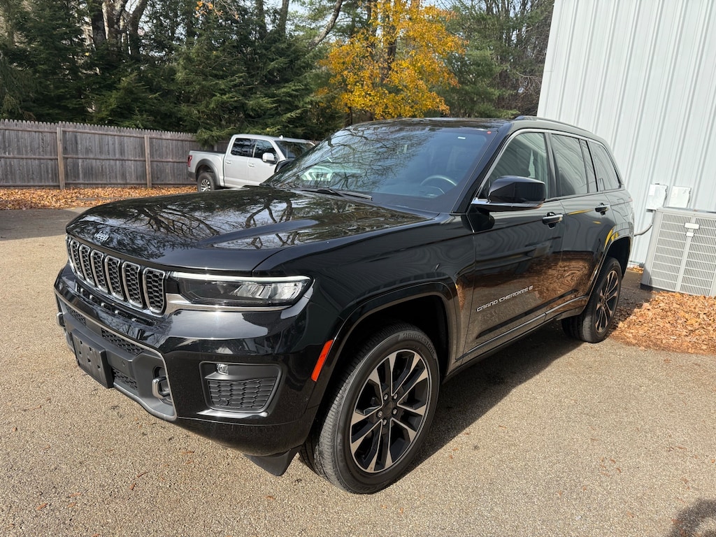 Used 2022 Jeep Grand Cherokee Overland SUV