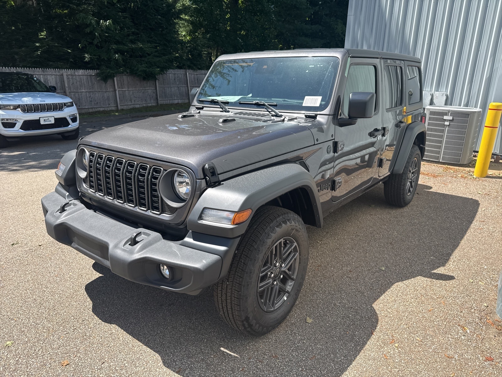 2025 Granite Crystal Jeep Wrangler 4-DOOR SPORT S 4X4 SUV